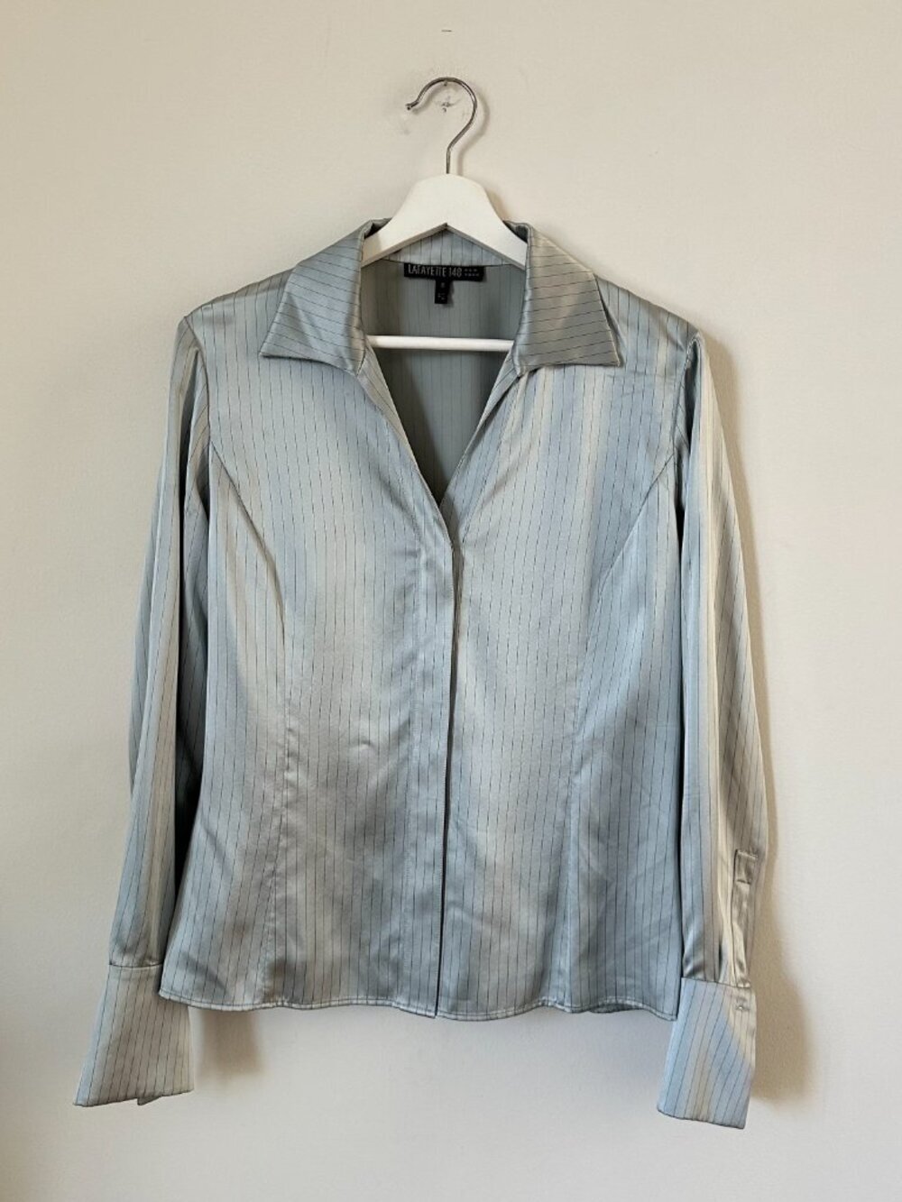 Lafayette 148 New York Vintage Slate Blue 100% Silk  Button Down Blouse Size 6 - Picture 2 of 9